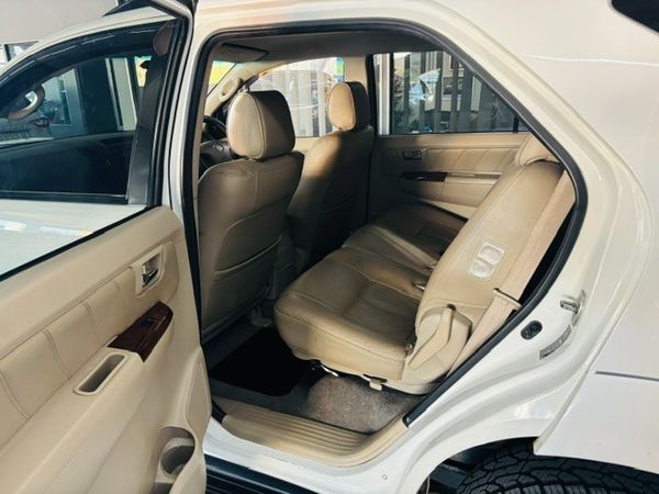 2008-Toyota-Fortuner-30-D-4D-4x4 image:6