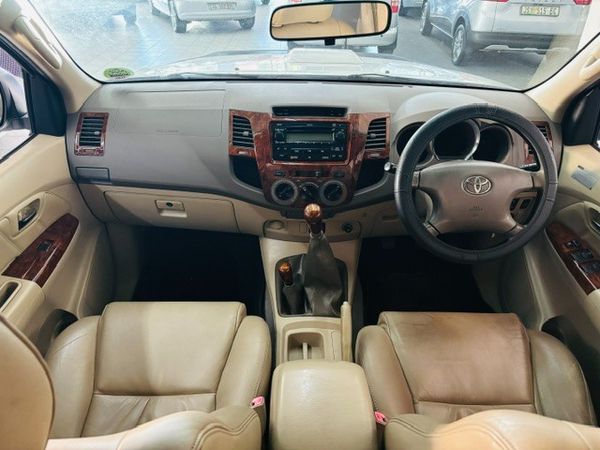 2008-Toyota-Fortuner-30-D-4D-4x4 image:7