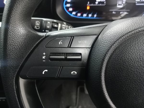 2021-Hyundai-i20-12-Motion image:24