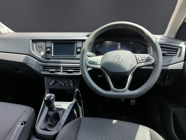 2024-Volkswagen-Polo-10-TSI image:7