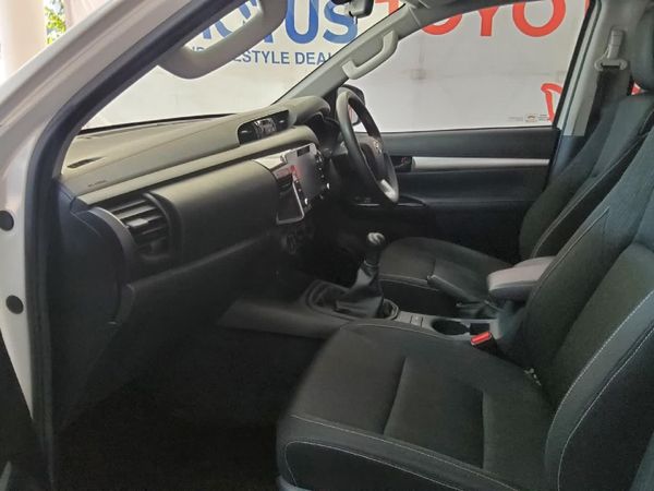 2023-Toyota-Hilux-24-GD-6-Raised-Body-Raider-Double-Cab image:6