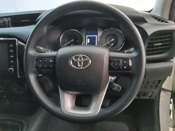 2023-Toyota-Hilux-24-GD-6-Raised-Body-Raider-Double-Cab image:7