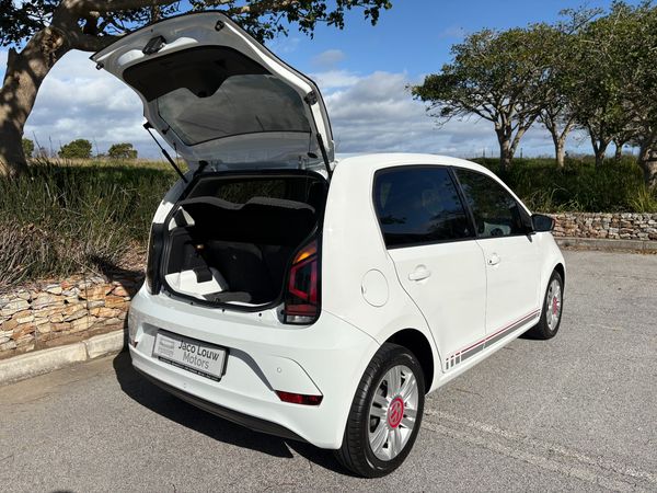 2018-Volkswagen-Up-Beats-10-5-dr image:15