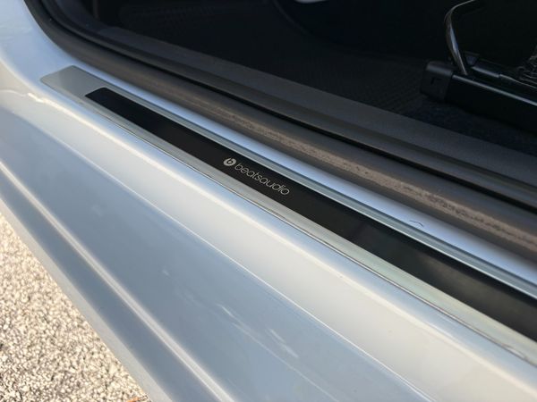 2018-Volkswagen-Up-Beats-10-5-dr image:26
