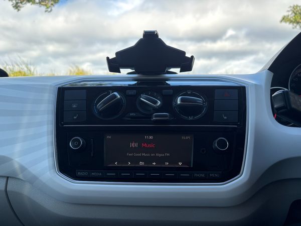 2018-Volkswagen-Up-Beats-10-5-dr image:29