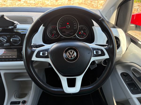 2018-Volkswagen-Up-Beats-10-5-dr image:31