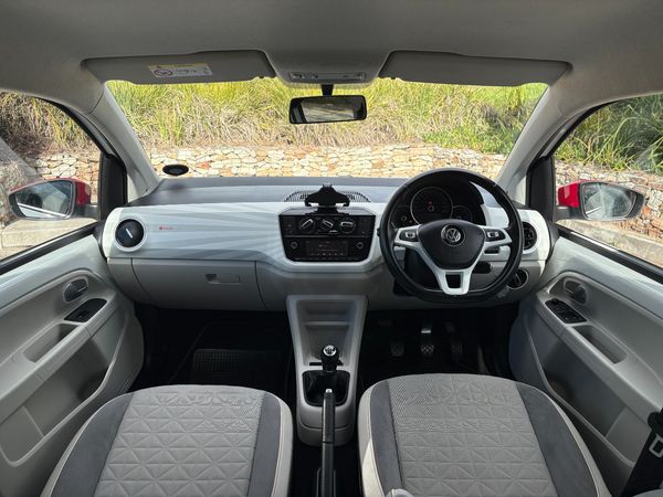 2018-Volkswagen-Up-Beats-10-5-dr image:35