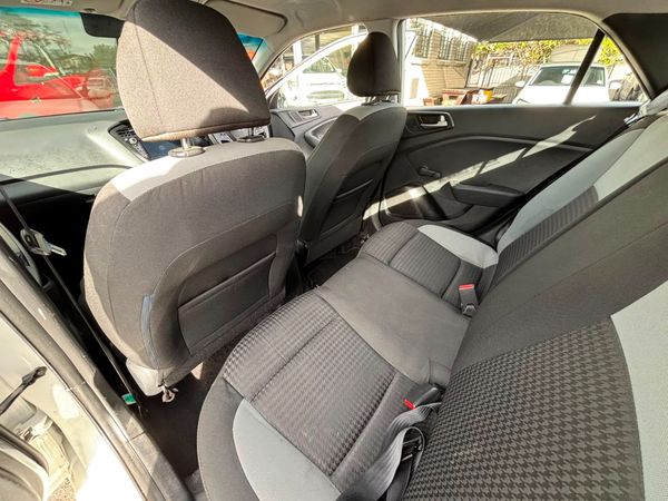 2018-Hyundai-i20-12-Motion image:11