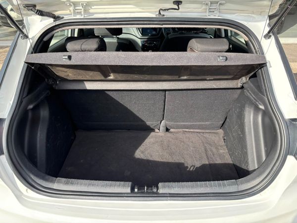 2018-Hyundai-i20-12-Motion image:18