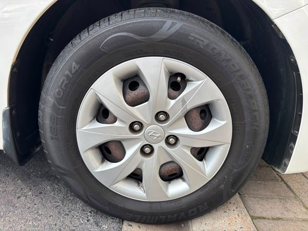 2018-Hyundai-i20-12-Motion image:19