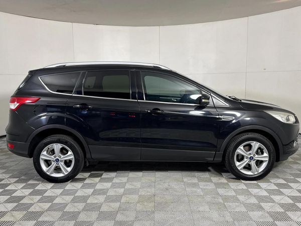 2014-Ford-Kuga-16-EcoBoost-Ambiente image:13