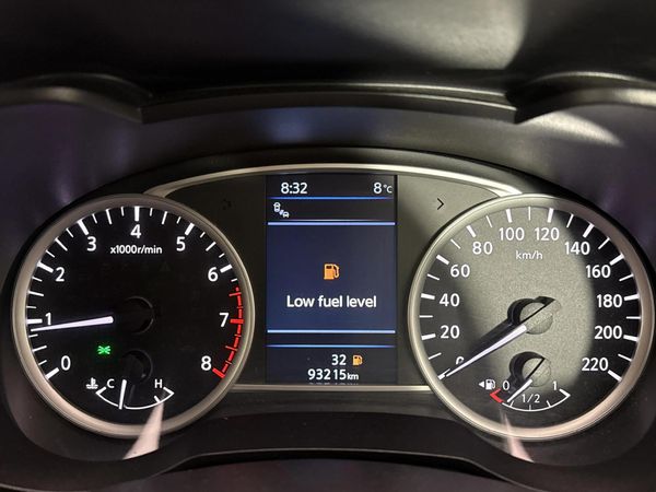 2021-Nissan-Micra-10T-Tekna-84kW image:2