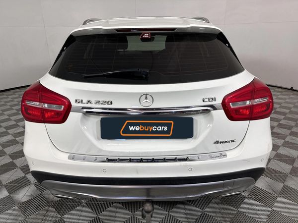 2015-Mercedes-Benz-GLA-220-CDI-Auto-4Matic image:18