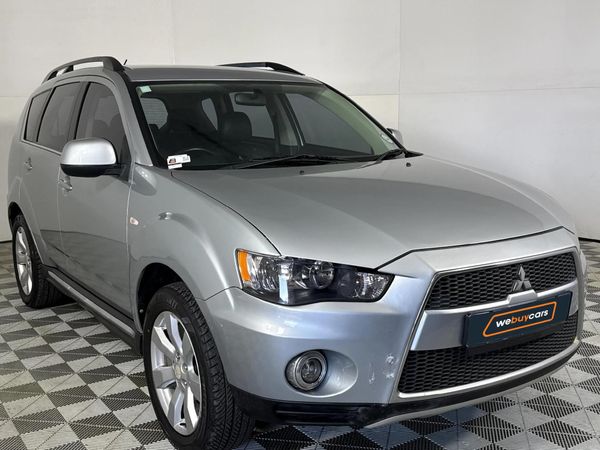 2013-Mitsubishi-Outlander-24-GLX-Auto image:13