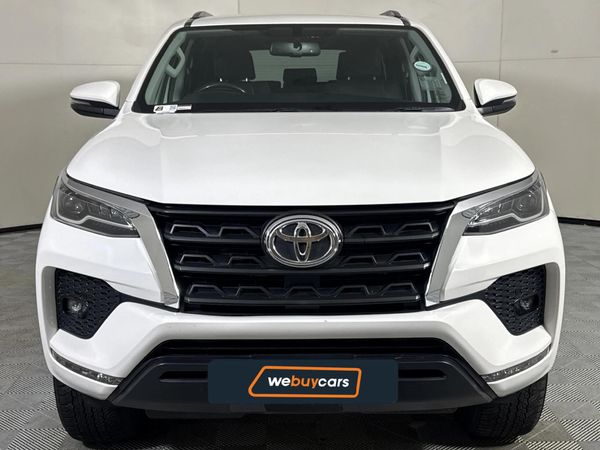 2022-Toyota-Fortuner-28-GD-6-Raised-Body-Auto image:13
