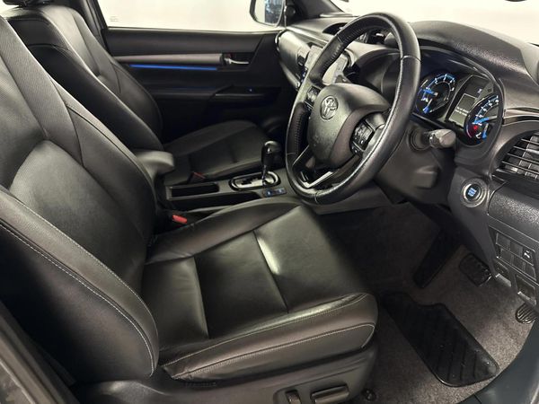 2023-Toyota-Hilux-28-GD-6-Raised-Body-Legend-4x4-Auto-Double-Cab image:9