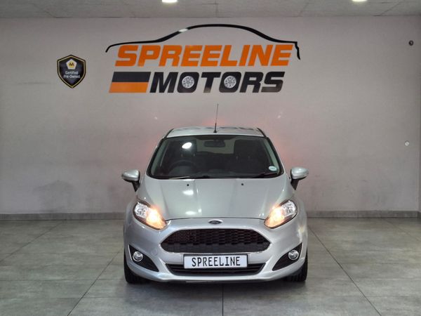 2016-Ford-Fiesta-silver image:2