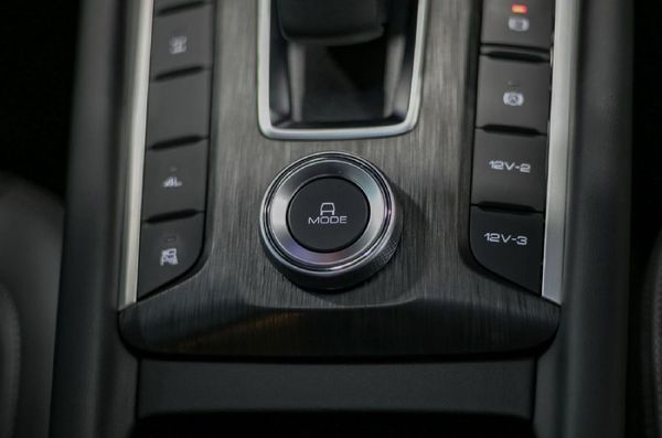 2026-GWM-P-Series-P300-24TD-LT-Double-Cab-Auto image:14
