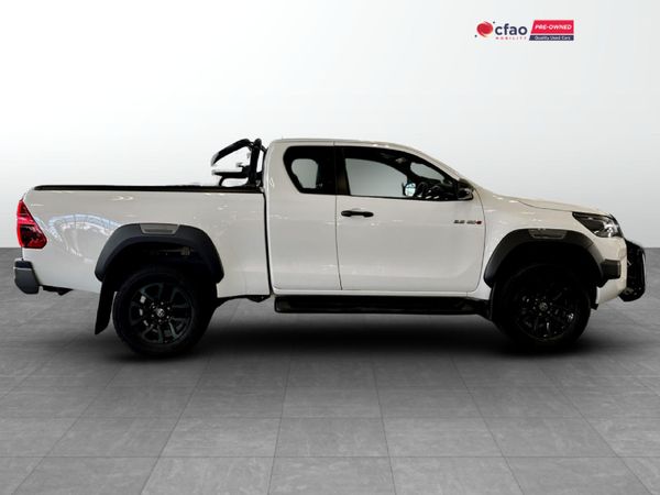 2023-Toyota-Hilux-28-GD-6-Raised-Body-Legend-Extended-Cab image:2