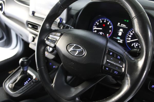 2022-Hyundai-Kona-EXECUTIVE image:15