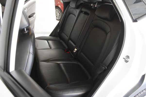 2022-Hyundai-Kona-EXECUTIVE image:21