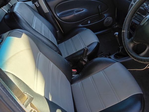 2005-Ford-Bantam-13i image:4