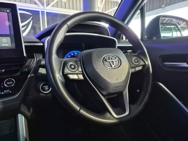 2025-Toyota-Corolla-Cross-18-XS-Hybrid image:14