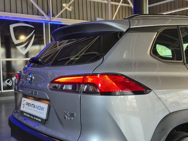 2025-Toyota-Corolla-Cross-18-XS-Hybrid image:24