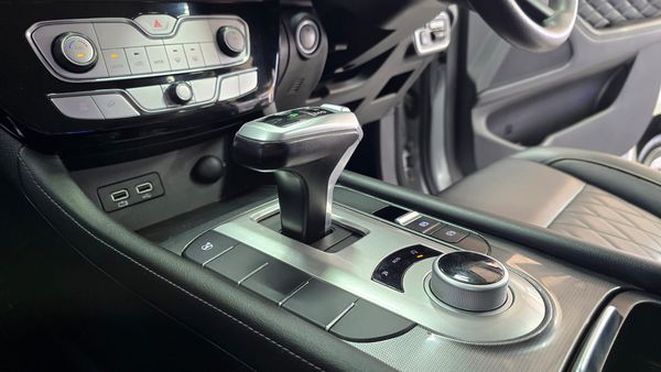 2024-GWM-P-Series-PV-20-TD-LS-Auto-Double-Cab image:12
