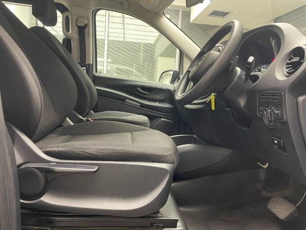 2023-Mercedes-Benz-Vito-116-22-CDI-Tourer-Pro-Auto image:14