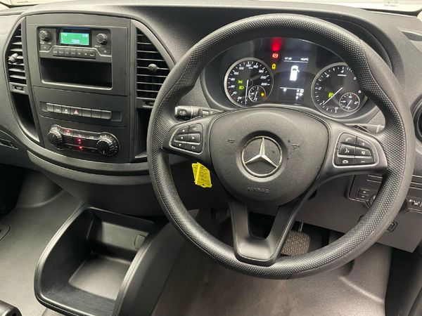 2023-Mercedes-Benz-Vito-116-22-CDI-Tourer-Pro-Auto image:15
