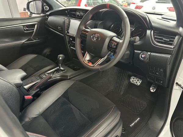 2026-Toyota-Fortuner-28GD-6-4x4-GR-S-Auto image:6