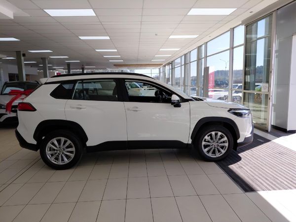 2024-Toyota-Corolla-Cross-18-XS image:2
