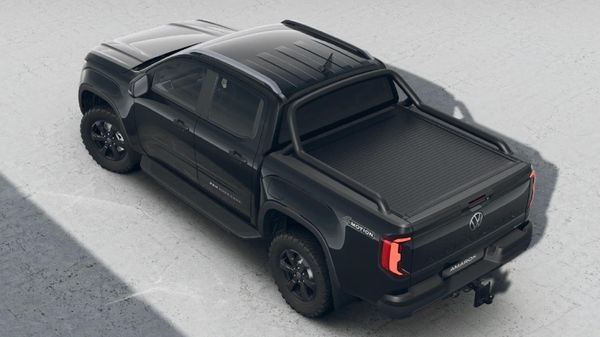 2026-Volkswagen-Amarok-23T-222kw-4Mot-Panamericana-Double-Cab-Auto image:3