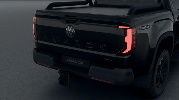 2026-Volkswagen-Amarok-23T-222kw-4Mot-Panamericana-Double-Cab-Auto image:5