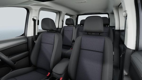 2026-Volkswagen-Caddy-Maxi-20-TDI-75kw image:13