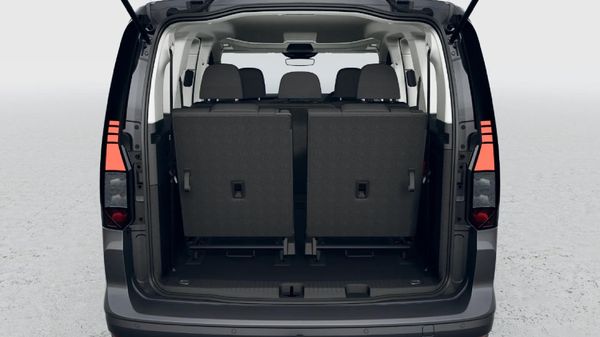 2026-Volkswagen-Caddy-Maxi-20-TDI-75kw image:5