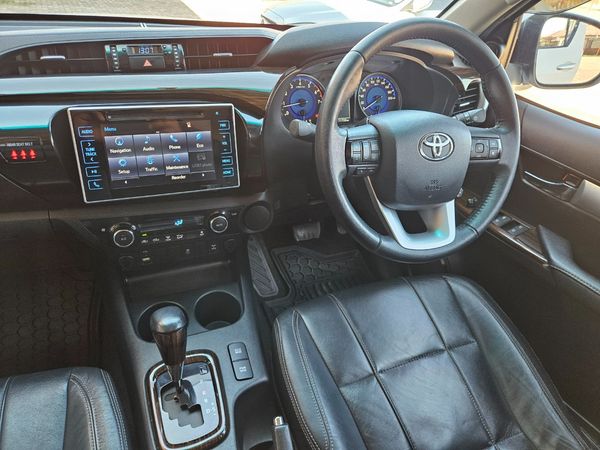 2016-Toyota-Hilux-40-V6-Raised-Body-Raider-Double-Cab-Auto image:17