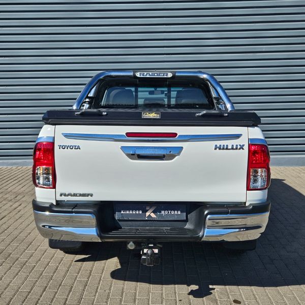 2016-Toyota-Hilux-40-V6-Raised-Body-Raider-Double-Cab-Auto image:7