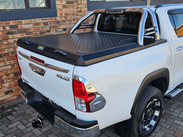 2016-Toyota-Hilux-40-V6-Raised-Body-Raider-Double-Cab-Auto image:8