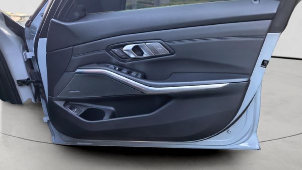 2024-BMW-M3-Competition-AWD image:19