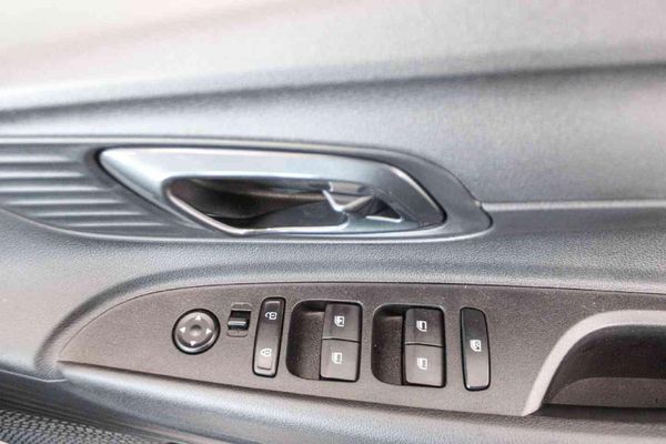 2026-Hyundai-i20-14-Premium-Auto image:12