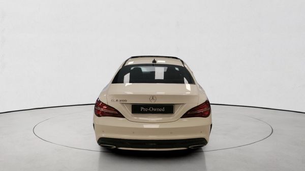 2018-Mercedes-Benz-CLA-200-Auto image:7