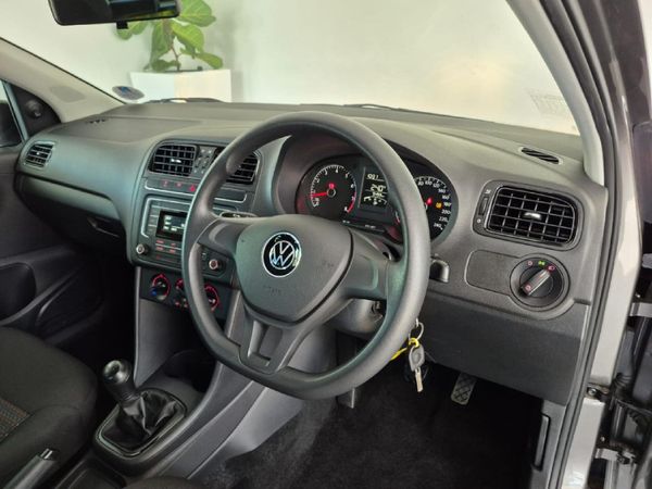 2024-Volkswagen-Polo-Vivo-14-Trendline-5-dr image:11