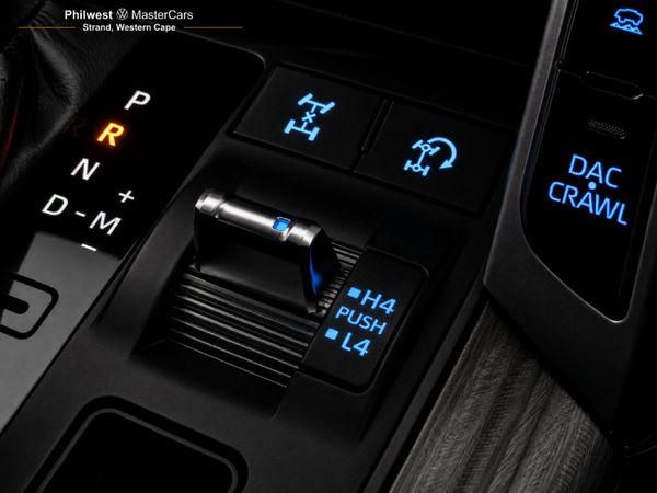 2023-Toyota-Land-Cruiser-300-V6-33-D-GR-S image:18
