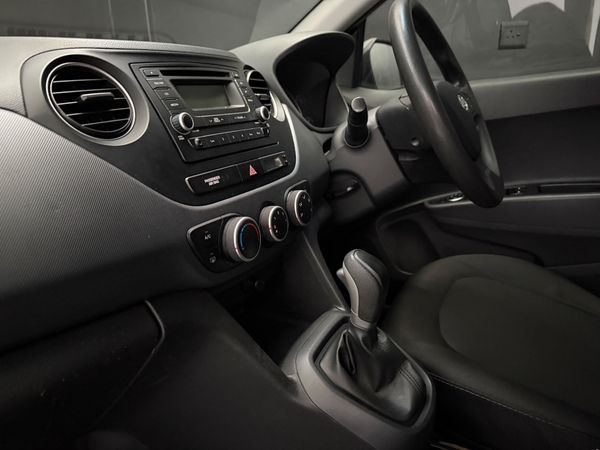 2015-Hyundai-Grand-i10-125-Fluid-Auto image:19