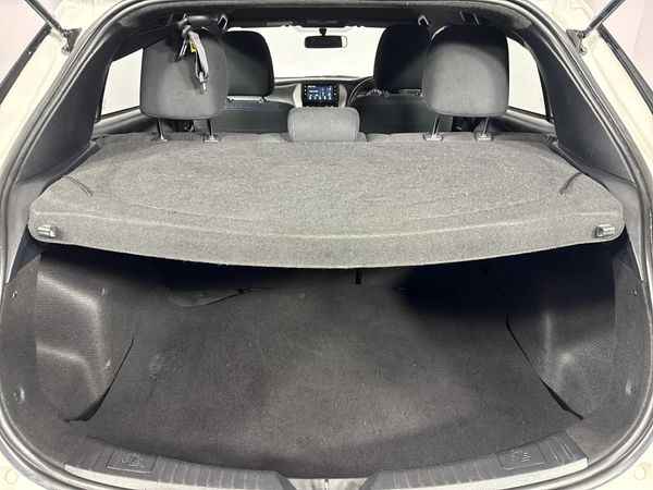 2018-Toyota-Yaris-15-Pulse-Auto-5-dr image:13