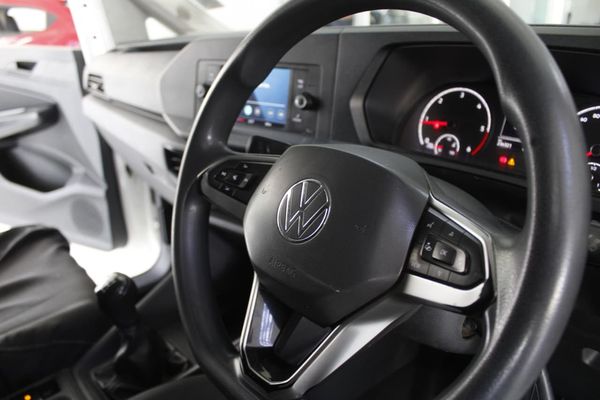 2022-Volkswagen-Caddy-PANEL-VAN image:11