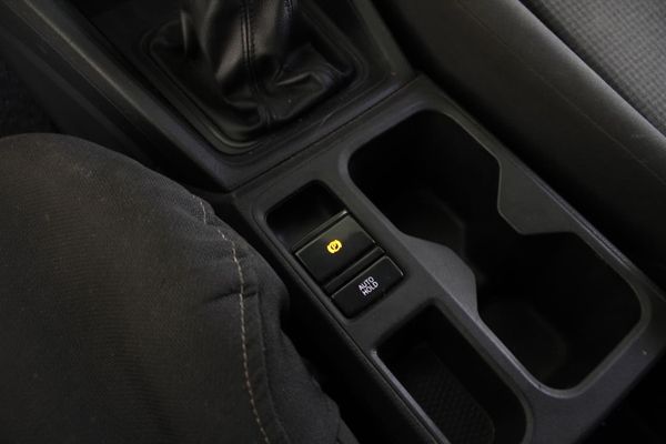 2022-Volkswagen-Caddy-PANEL-VAN image:18