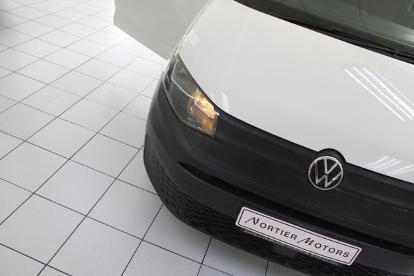 2022-Volkswagen-Caddy-PANEL-VAN image:6